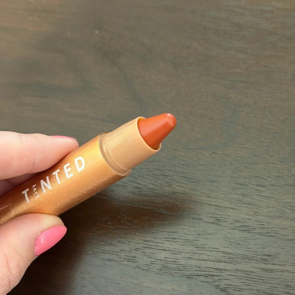 New Live Tinted Huestick Eye Cheek Lip Rise
